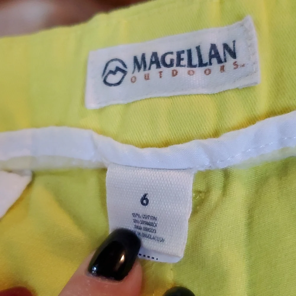 Magellan Outdoors ladies shorts size 6 - Picture 7 of 8